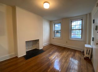 244 W 10th St #1A, New York, NY 10014