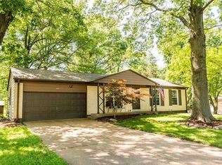 60 Reinke Rd, Ballwin, MO 63021
