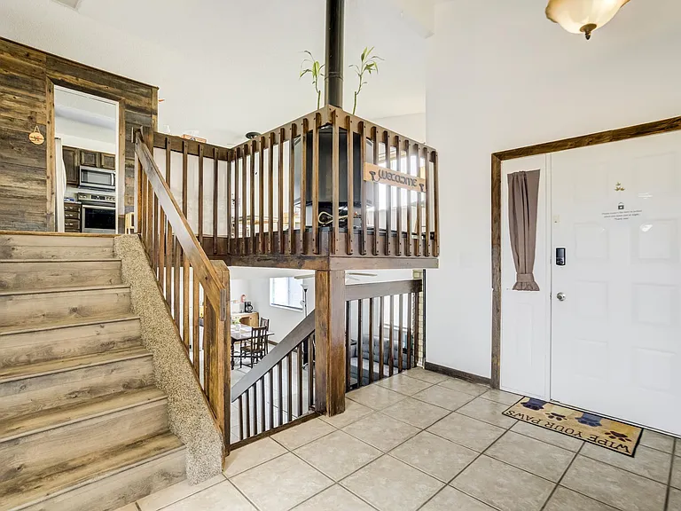 7425 Painted Rock Dr — Photo 27