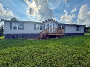 4305 Ravenswood Pike, Ripley, WV 25271