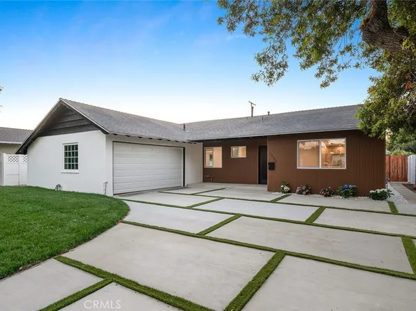 23357 Bassett St, West Hills, CA 91307