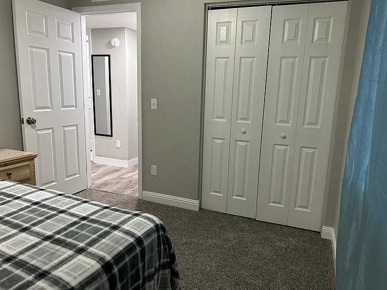 2804 S 18th Ave — Photo 12