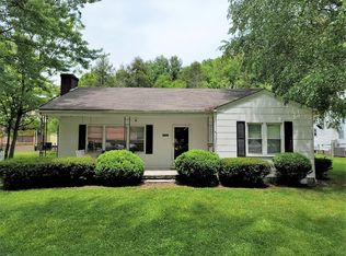 438 Douglas Dr, Damascus, VA 24236