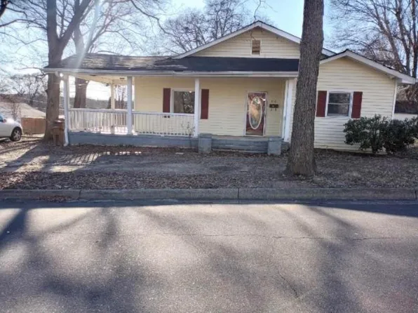 410 Madison St, Lincolnton, NC 28092