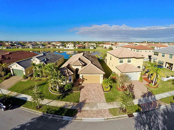 3rd image of 11247 SW Barton Way