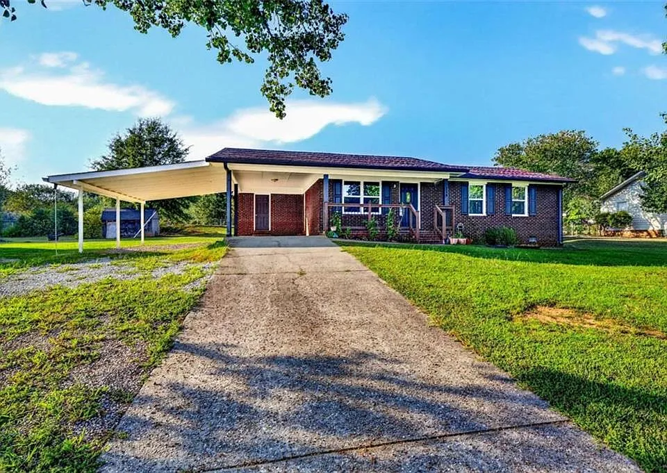 115 Northridge Dr