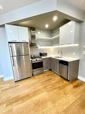 Rented by Bedford And Dean LLC | media 6