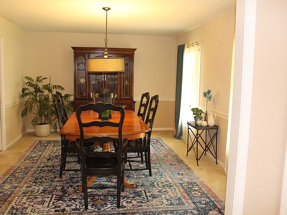 4th image of 3619 Bernay Dr