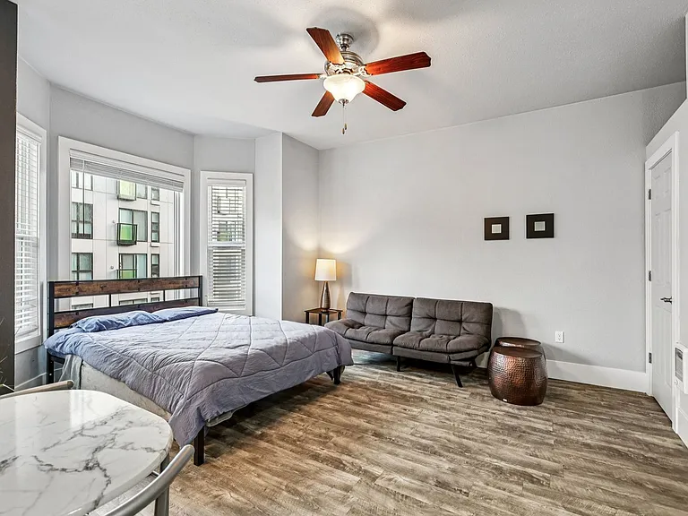 CENTER VIEW APARTMENTS- LIVE YOUR BEST LIFE HERE! — Photo 35