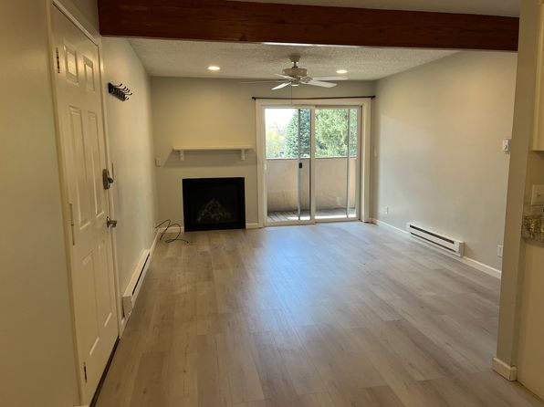 1061 W Beaver Creek Blvd