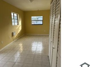 17720 NW 14th Pl, Miami Gardens, FL 33169