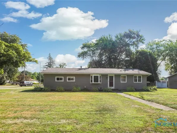 805 Favony Ave, Holland, OH 43528