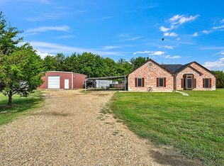 386 County Road 4443, Trenton, TX 75490
