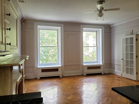 4th image of 56 Pierrepont St #9-10