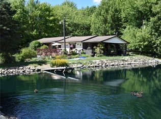 17616 Maple Dr, Saegertown, PA 16433