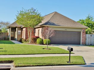 3016 Southbank Dr, Baton Rouge, LA 70810