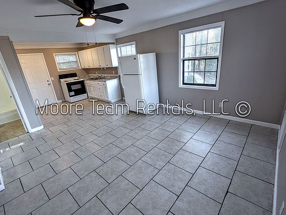 3rd image of 506 W Allen St APT 13