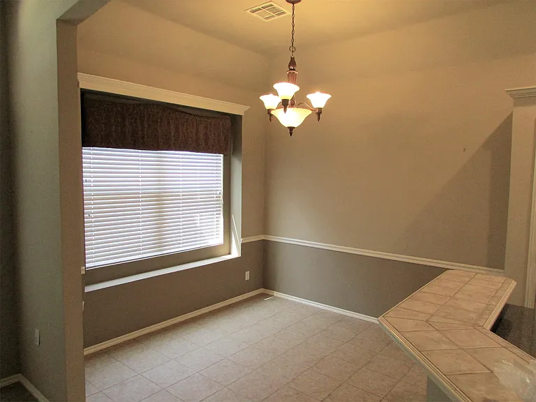 16601 Covington Mnr — Photo 7