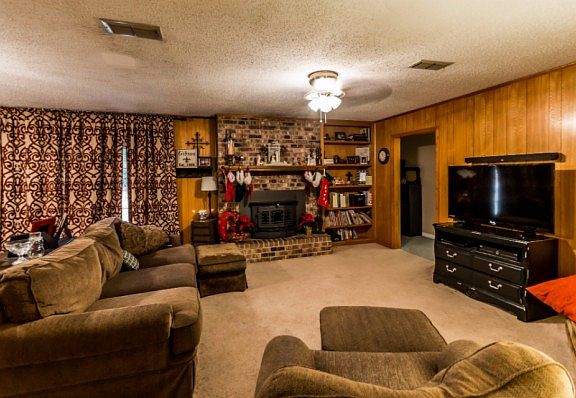 4th image of 376 Collinswood Dr