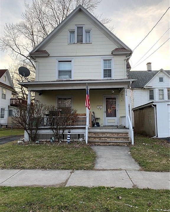 1st image of 216 Pulteney St