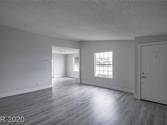 4th image of 6379 Silverfield Dr