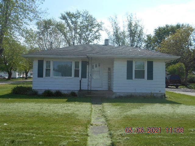 1st image of 2700 S Macedonia Ave