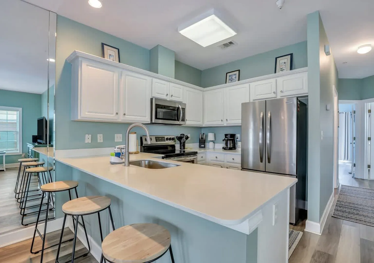 Central Tybee Condo - Walk to Beach & Dining — Photo 4