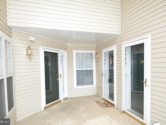 3rd image of 7701 Haynes Point Way Unit 1904