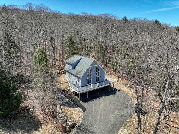 8 Loyd Lane, Harrisville, NH 03450