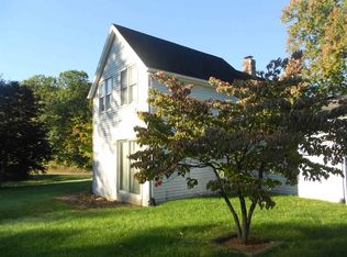 630 S Robinson Lake Rd, Pierceton, IN 46562