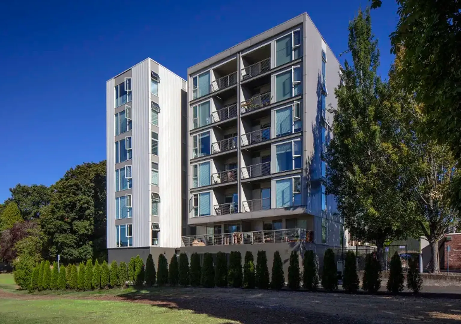 Overlook Park Apartments — Photo 2