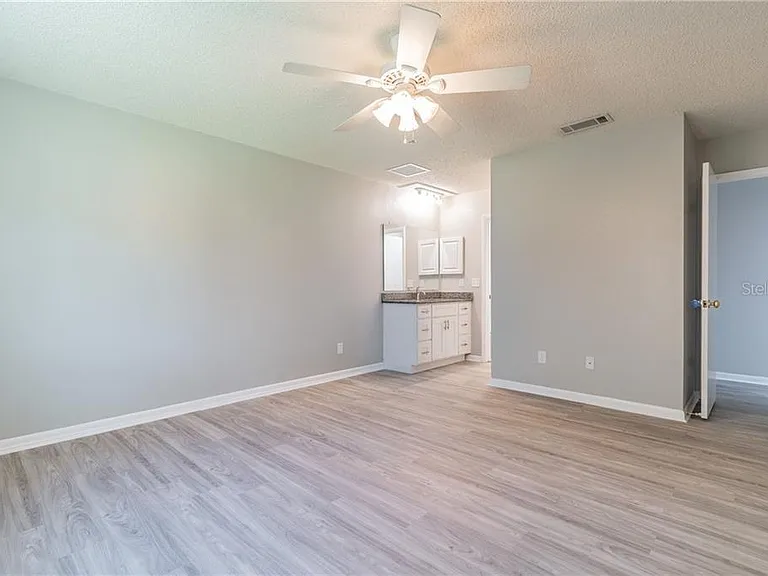 14729 Tall Tree Dr — Photo 16