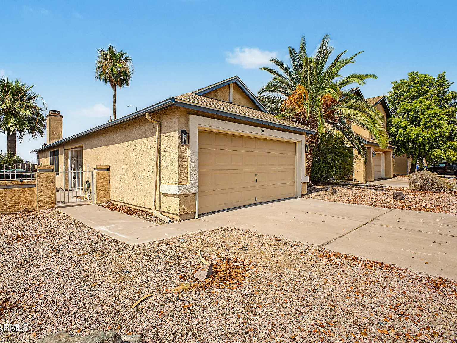 3 bed, 2.0 bath, 1208 sqft, $2,795 — Photo 2