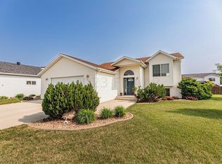 968 39th Ave W, West Fargo, ND 58078