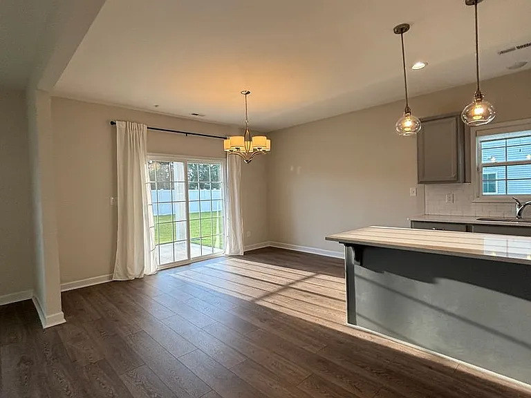 4716 Scenic Pines Dr — Photo 5
