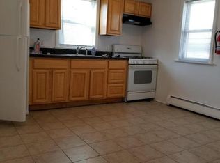 25 Boud Ave APT 3, Farmingdale, NJ 07727
