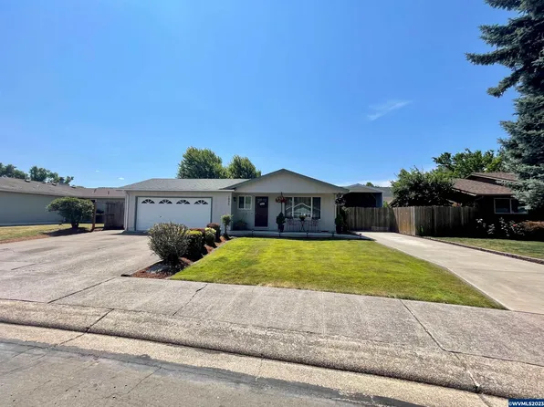 1935 Breakwood Cir SE, Albany, OR 97322