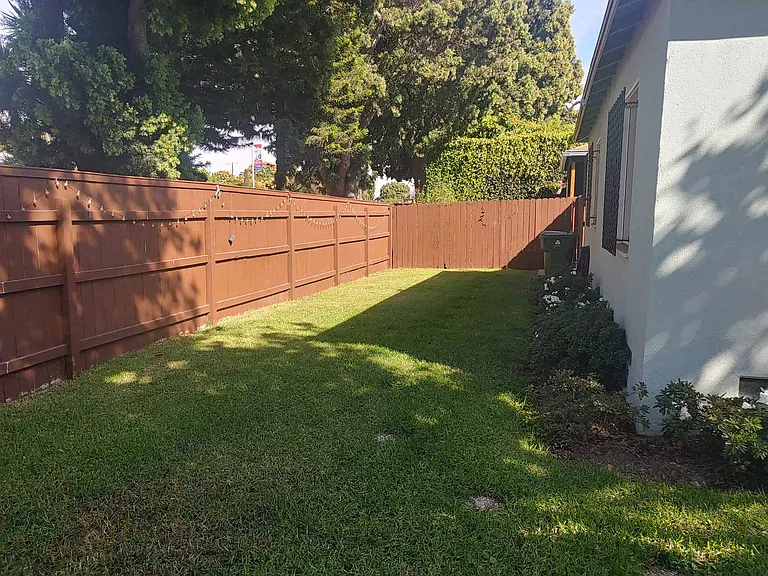 3804 Minerva Ave — Photo 5