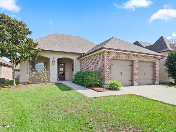 116 Autumnbrook Dr, Broussard, LA 70518