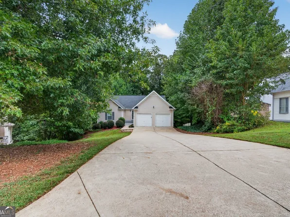 17 Mitchell Dr, Hiram, GA 30141