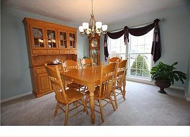 3rd image of 8034 Woodcreek Dr