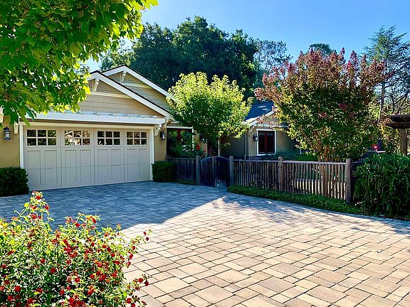 2nd image of 355 Arboleda Dr