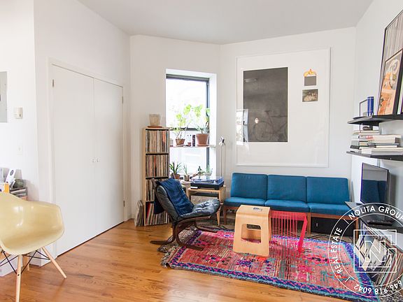 2nd image of 139 Chrystie St APT 6R