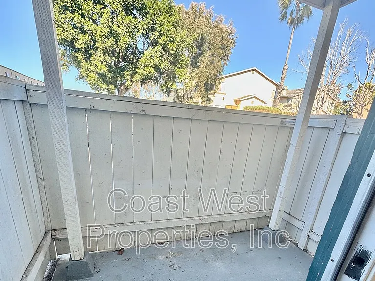 3551 Roosevelt St #C — Photo 4