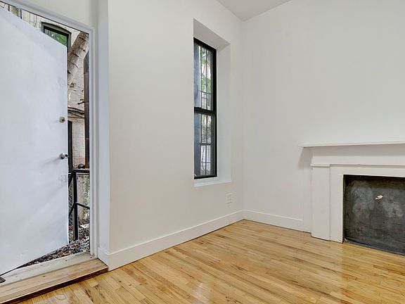 2nd image of 412 W 49th St APT 1C