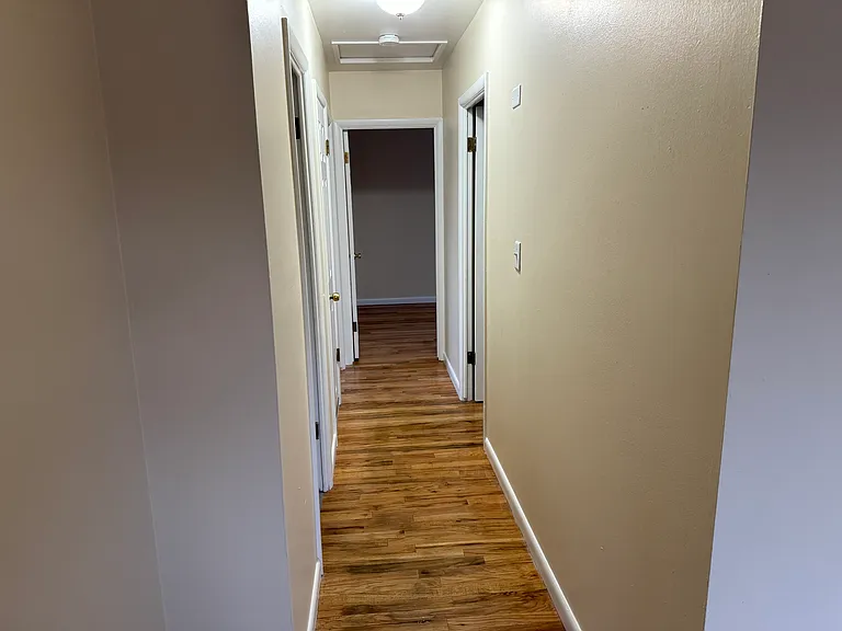 1112 Willow St #1 — Photo 7