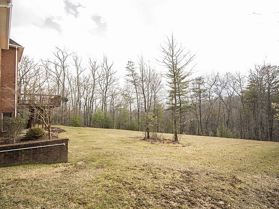 3rd image of 1070 S Jefferson Forest Ln