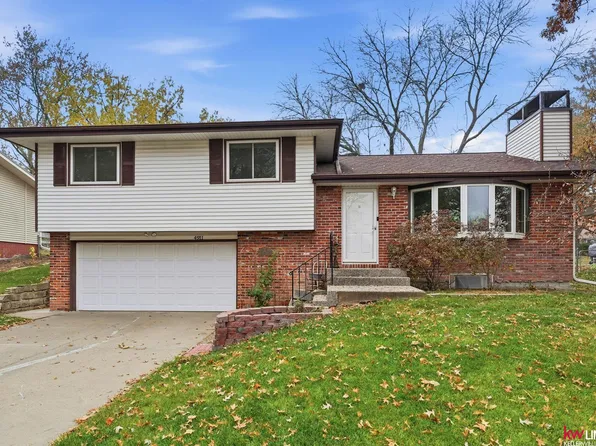 4911 Starling Dr, Lincoln, NE 68516