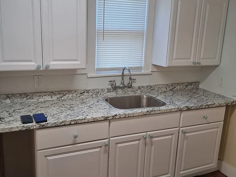 4461 Haines Rd N #4 — Photo 7