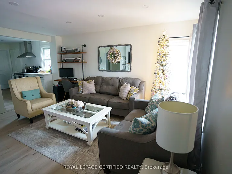 93 Grass Ave — Photo 2